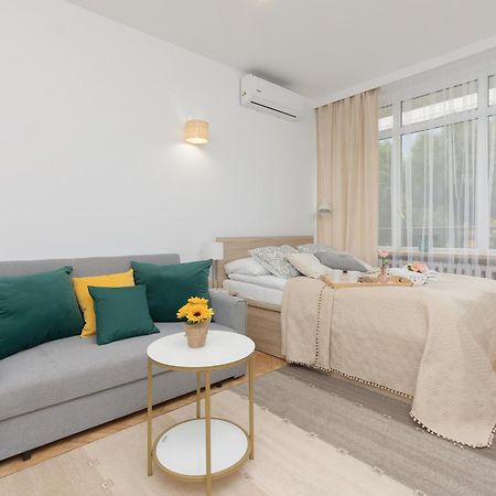 Bright Apartment Warsaw Srodmiescie By Noclegi Renters Exterior foto